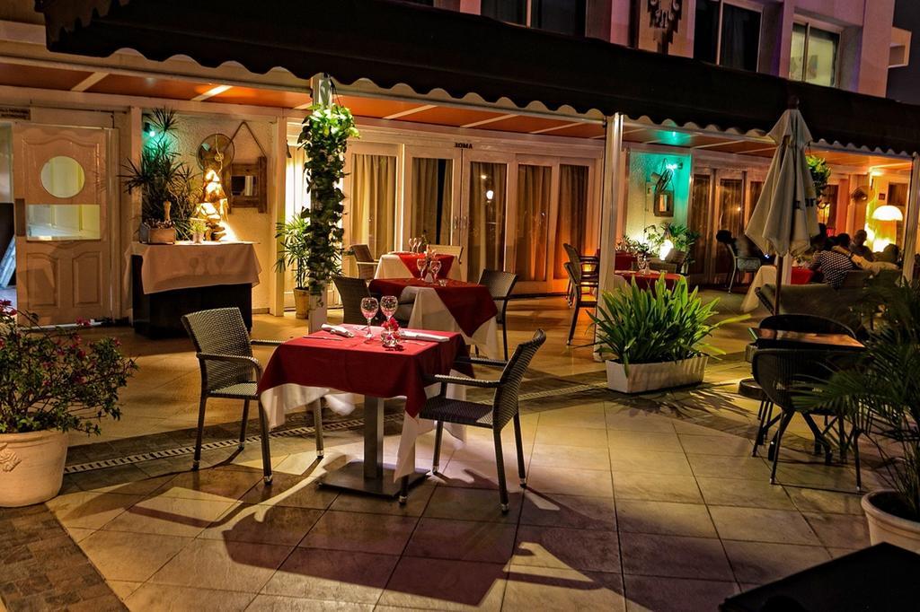 Napolitano Hotel Santo Domingo Exterior photo